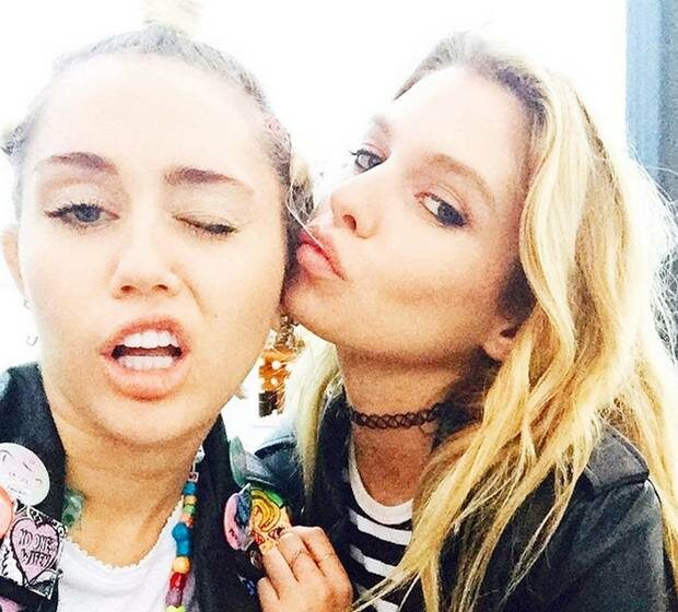 OMG! Miley Cyrus lansează o piesă despre o fostă iubită