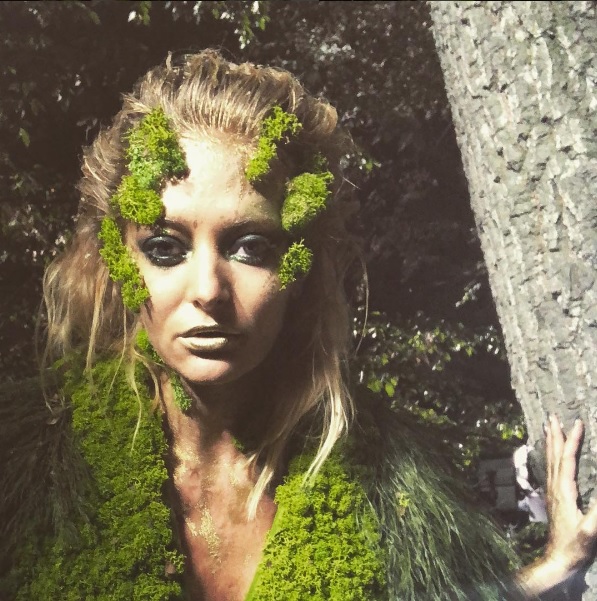 Delia a filmat videoclip pentru ”Verde Împărat”. Așa arată primele imagini!