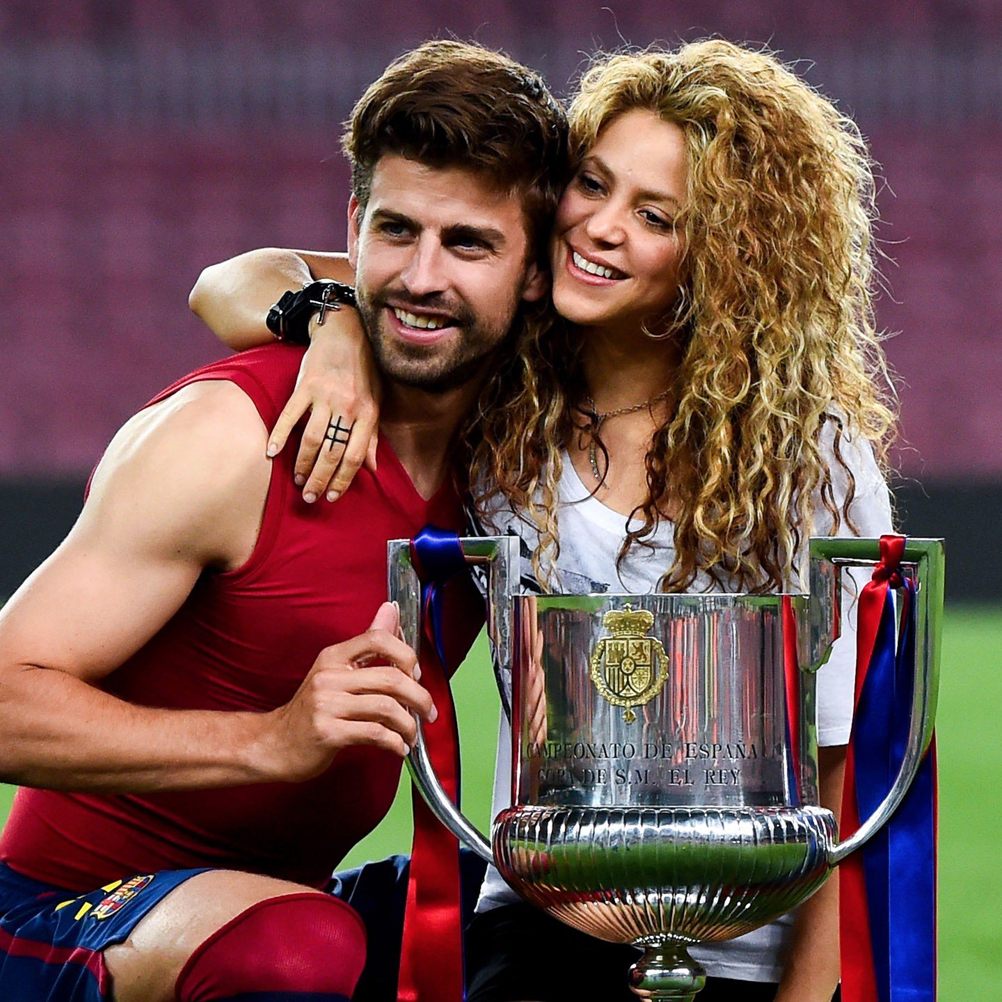 AWW! Shakira și Pique NEAGĂ despărțirea. Sunt doar „zvonuri”! Ce piesă i-a dedicat Shak fotbalistului?!