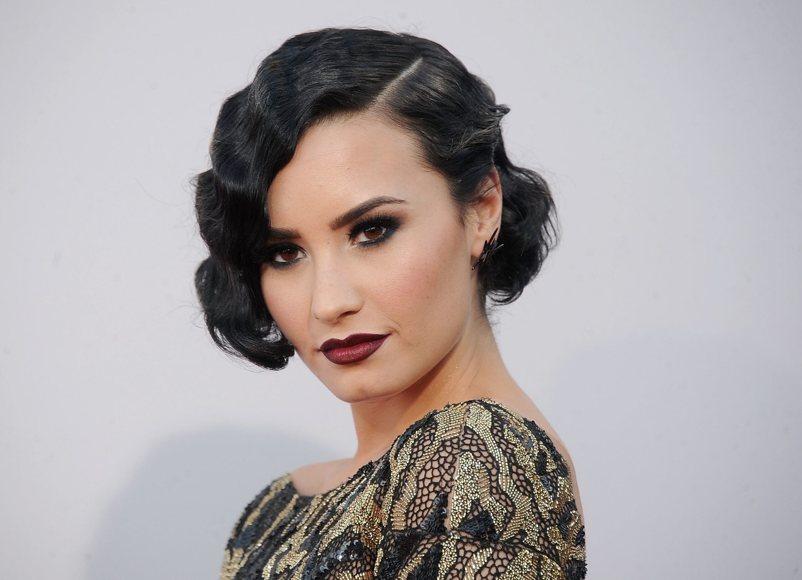 VIDEO: Demi Lovato a fost dependentă de droguri. A vorbit pentru prima dată despre asta!