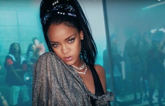 VIDEO: Știai că Rihanna face rap și îi iese foarte bine? Vezi una din cele mai tari apariții din carieră!