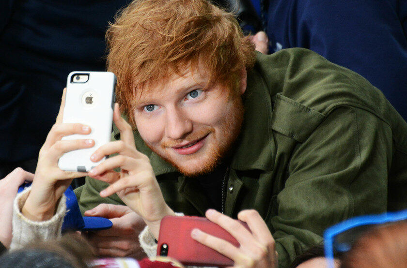 Ed Sheeran, doi ani fără telefon mobil