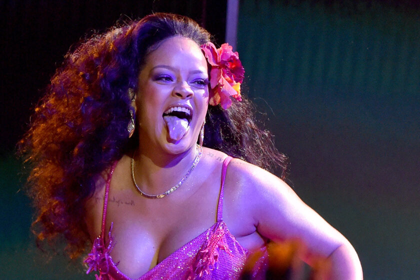 VIDEO HOT | Rihanna a făcut senzație la Gala Premiilor Grammy. Dansul cu care a înnebunit pe toată lumea!