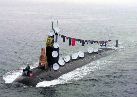 Cele mai tari GLUME despre drona subacvatică a armatei române pierdută în largul Mării Negre!