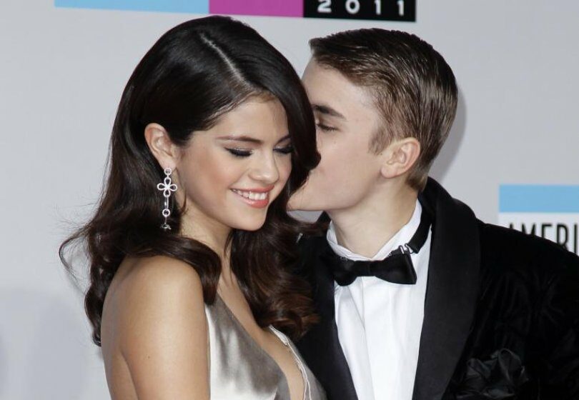 FOTO: Mai ții minte cum arătau Selena și Bieber la PRIMA lor întâlnire, acum 7 ani?