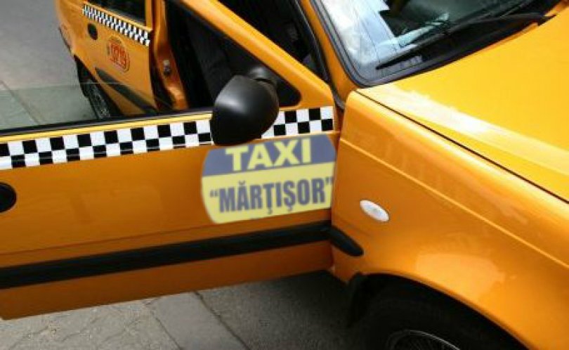 Gest înduioșător de 1 Martie: Un taximetrist din Capitală i-a oferit restul unei cliente în mărtișoare!