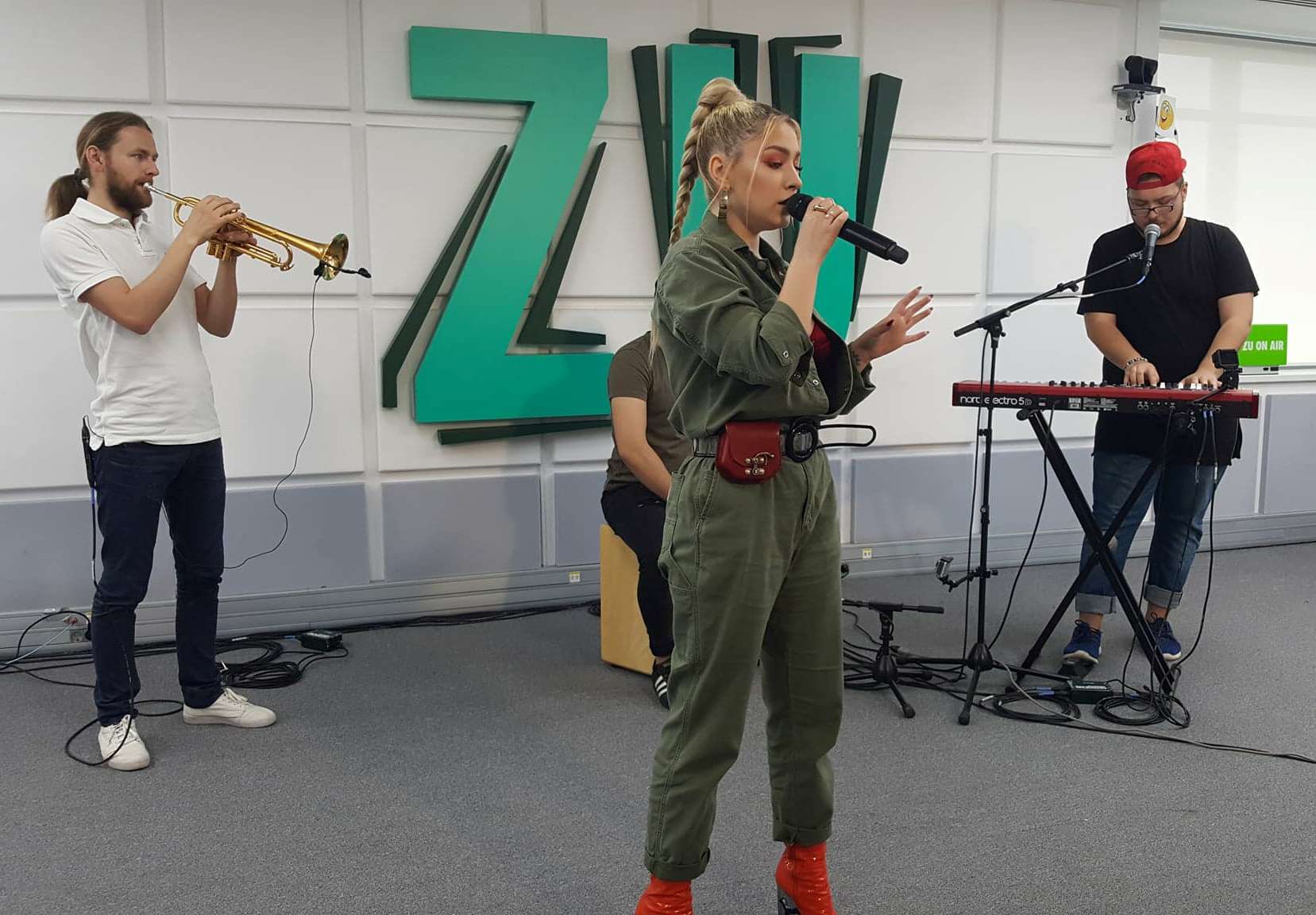 VIDEO: Jo și-a făcut încălzirea pentru Forza ZU 2018. A cântat live În lipsa ta