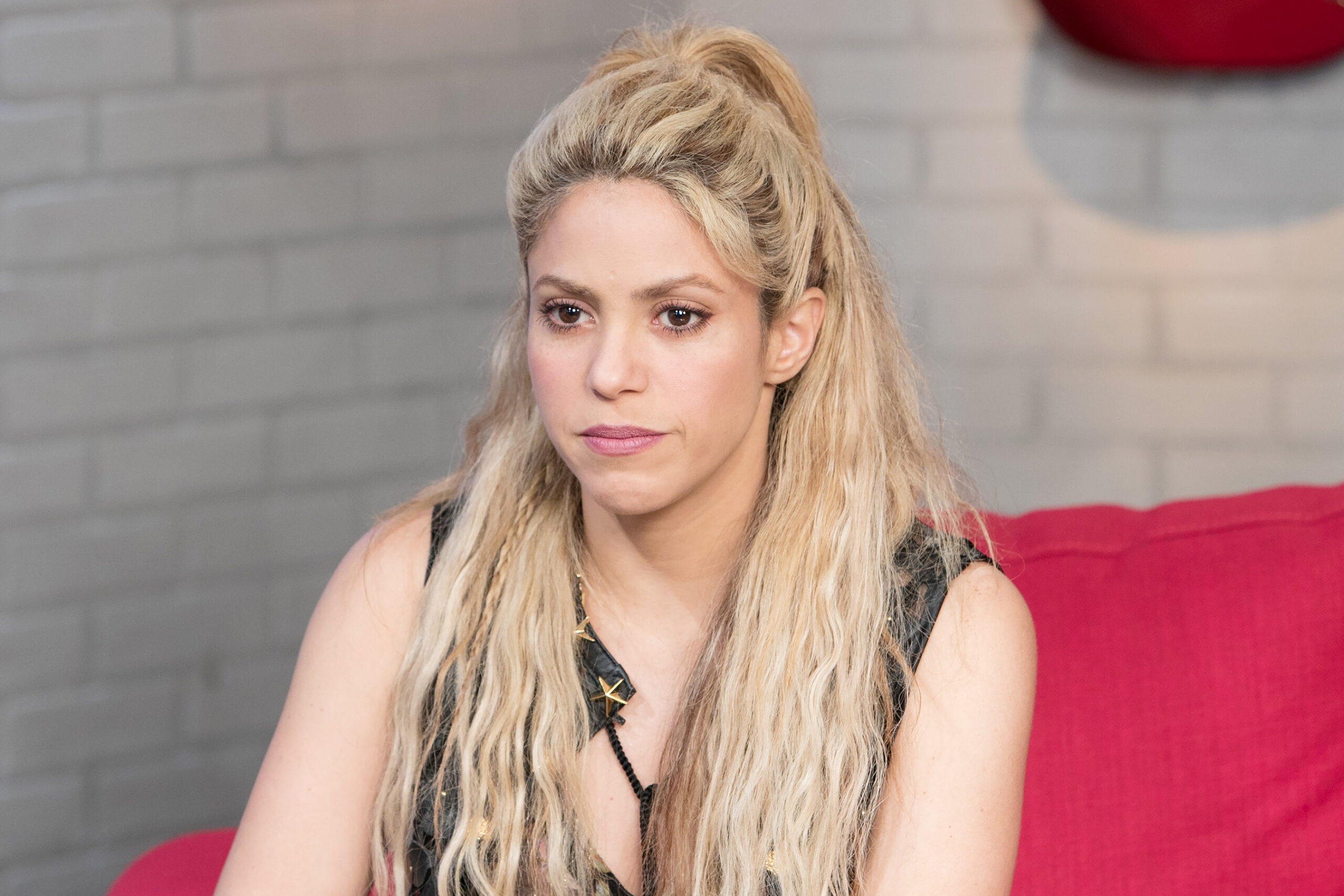 OMG! Shakira, în centrul unui scandal imens pe internet! Totul a pornit de la un lănțișor