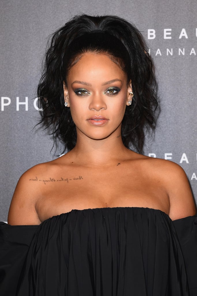 FOTO: Rihanna a slăbit și arată excelent în costum de baie