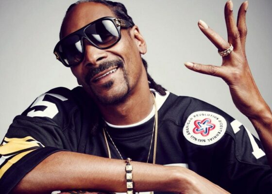Așa cevaaa! Snoop Dogg a postat un filmuleț de la protestele din Piața Victoriei