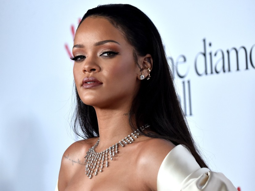 Rihanna dă sfaturi pentru un posterior de invidiat: „Dacă vrei să ai un fund frumos…”