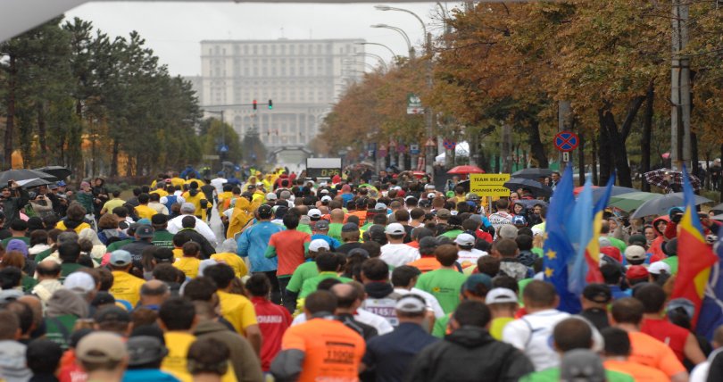 HAHAHATLON! TOP 10 cele mai tari GLUME despre Maratonul Internațional de la București!