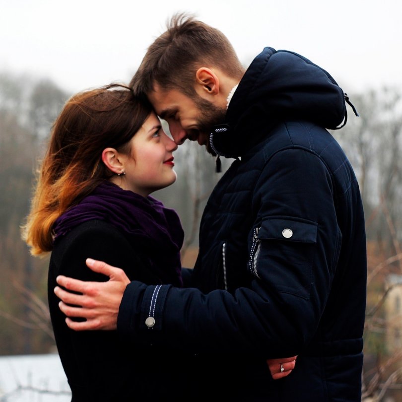 DATING: 9 lucruri dubioase pe care n-are rost să le ascunzi de iubi
