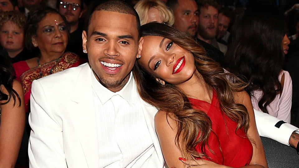 Chris Brown a stalkerit-o pe Rihanna și s-a făcut de râs pe Instagram