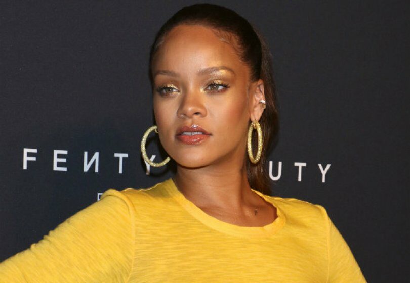 FOTO: 13 momente în care Rihanna ”a uitat” să-și pună sutien