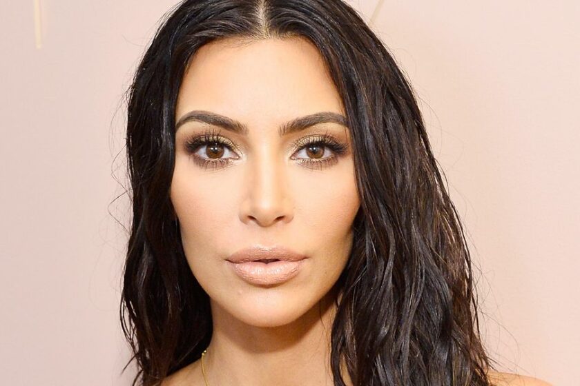 FOTO HOT | Kim Kardashian a atras toate privirile pe covorul rosu