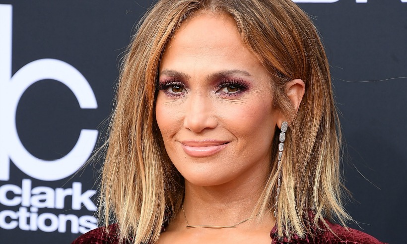 FOTO | Jennifer Lopez, pozată în colanți. Fotografiile au ajuns virale