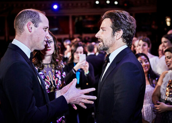 Bradley Cooper și Prințul William, discuții despre „A Star is Born”. Uite ce și-au zis!