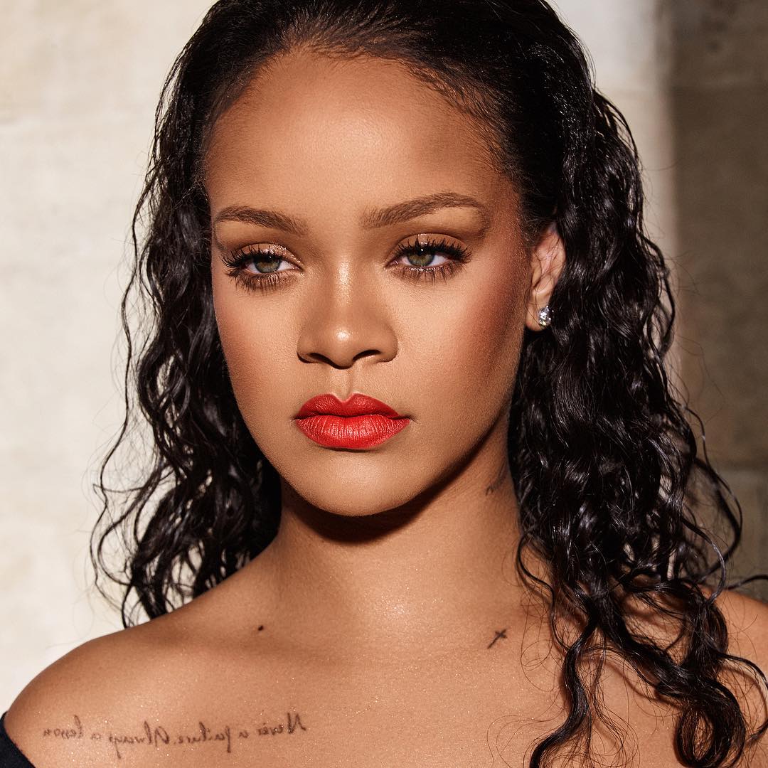 Rihanna împlinește azi 31 de ani. Iată 16 lucruri pe care probabil nu le știai despre ea!