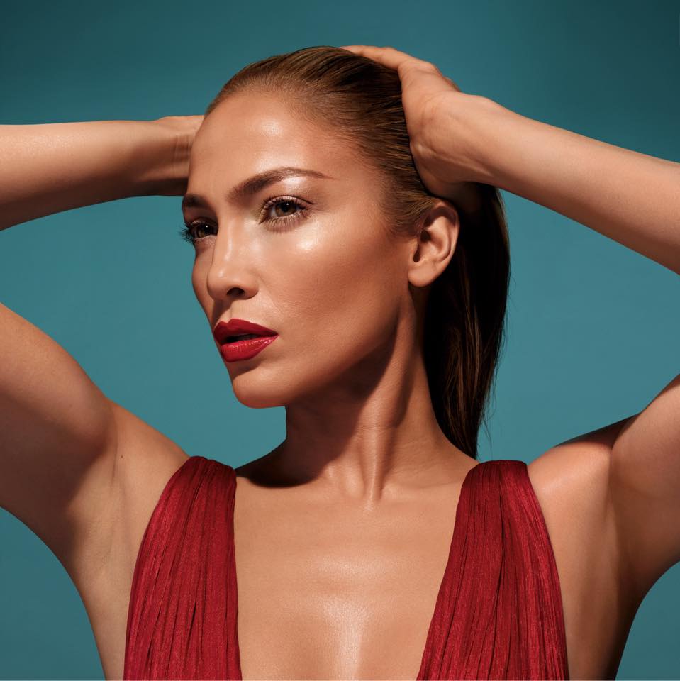 FOTO | Jennifer Lopez a exagerat cu Photoshop-ul