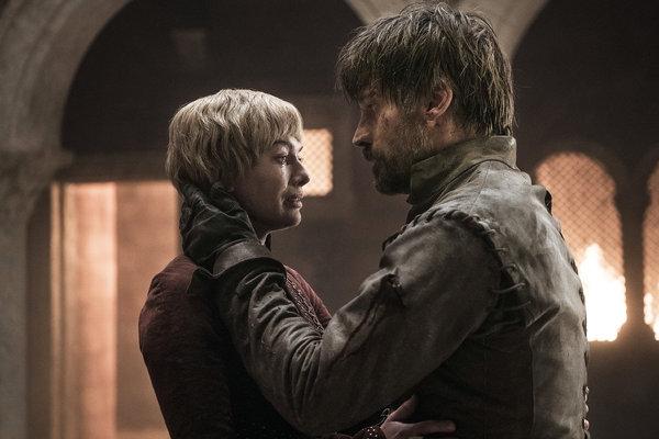 Fanii „Game of Thrones” pot cere despăgubiri dacă află detalii nedorite din serial