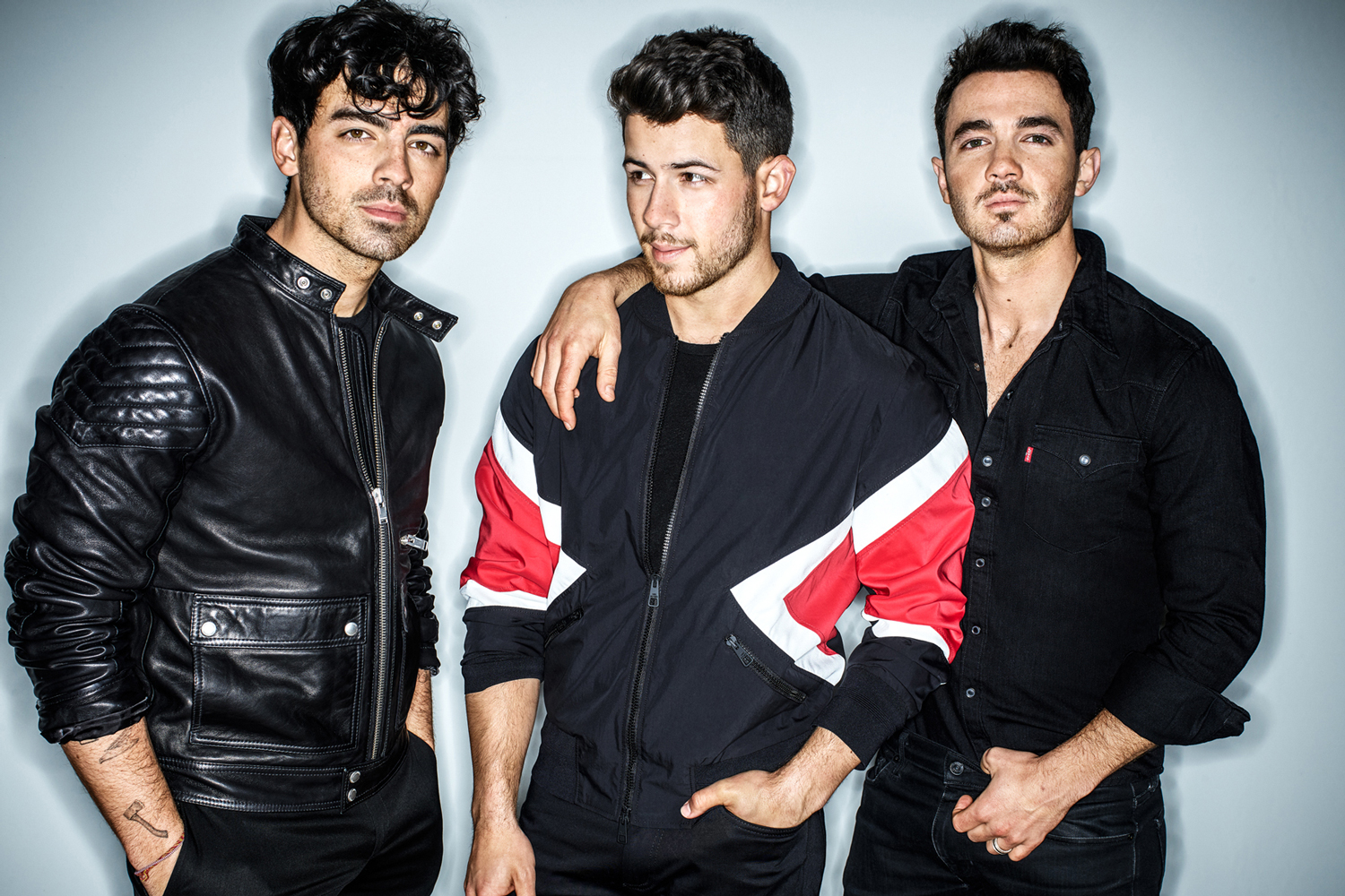 Jonas Brothers, discuri de vinil la prețuri uriașe. Uite cât ar trebui să plătești pentru a le avea!