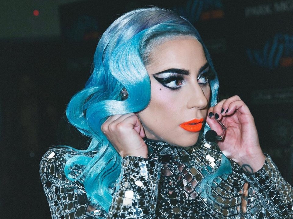 Lady Gaga, judecată pentru ținutele sale: „am simțit că m-au înțeles greșit”