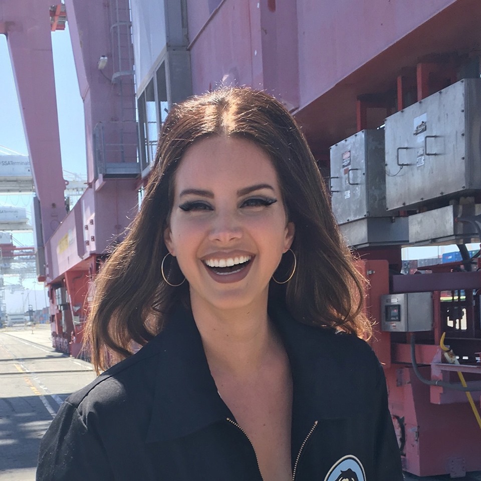 ASCULTĂ | Lana del Rey a lansat albumul „Norman Fucking Rockwell”