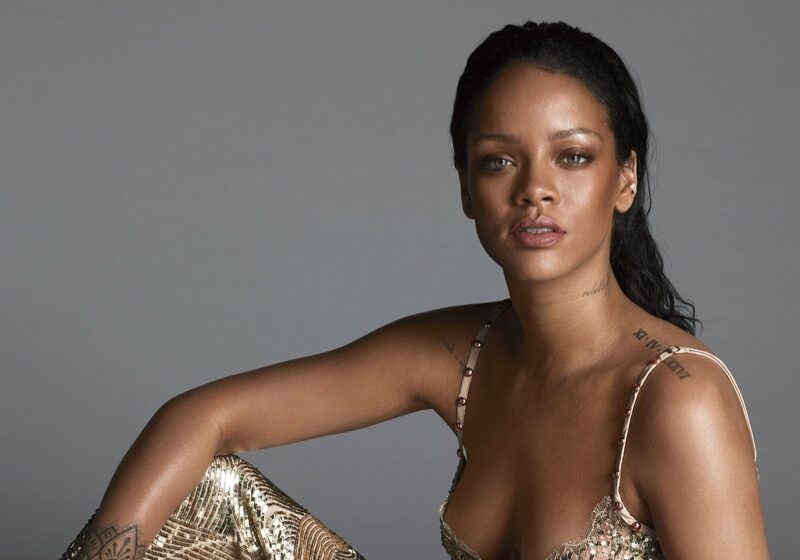 Rihanna și-a lansat noua colecție de lenjerie. Uite cum s-au îmbrăcat vedetele la marele eveniment!