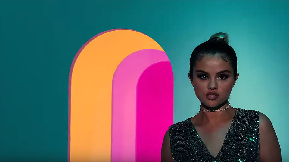 VIDEO | Selena Gomez – Look At Her Now (Behind The Scenes)