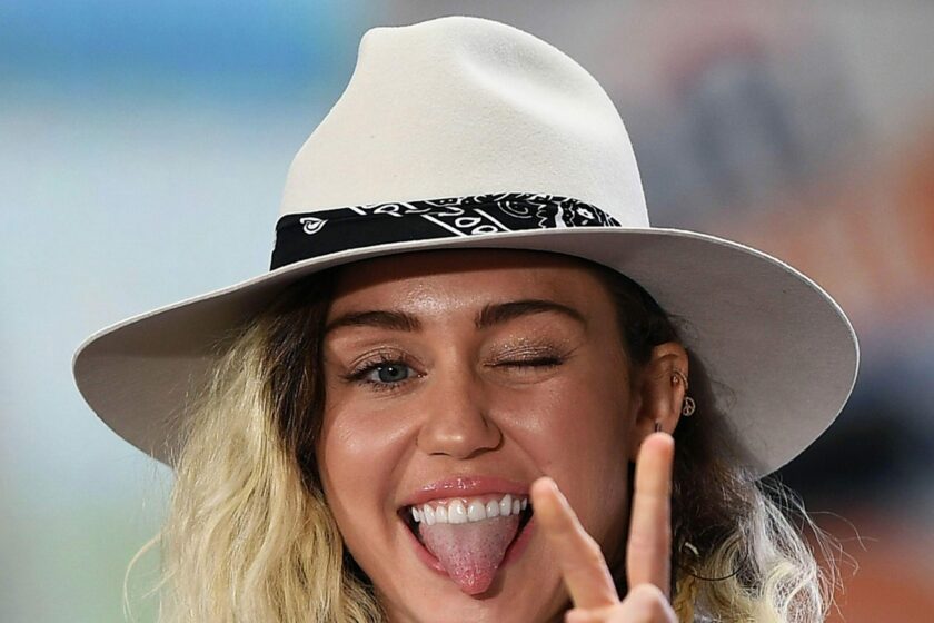 Miley Cyrus și-a amânat toate concertele. Artista este într-o stare gravă