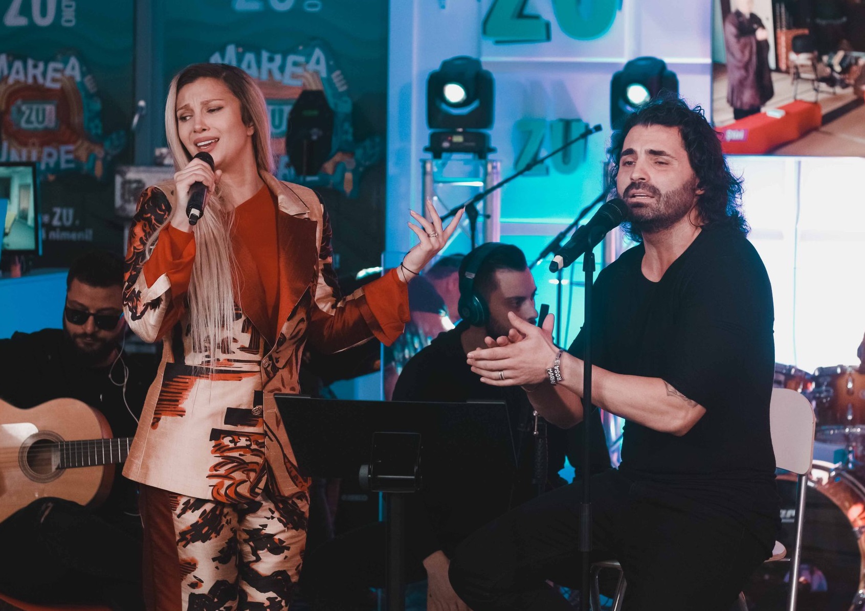 VIDEO | Lora și Pepe au cântat una dintre piesele Mihaelei Runceaunu la Marea Unire ZU