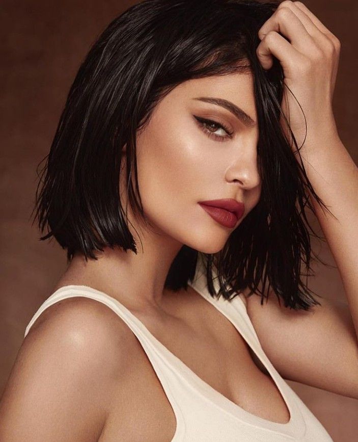 Kylie Jenner, conflict pe Instagram. Uite ce probleme are!