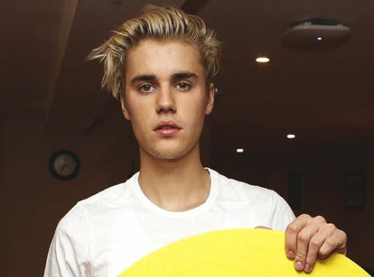 Justin Bieber a vorbit deschis despre boala de care suferă