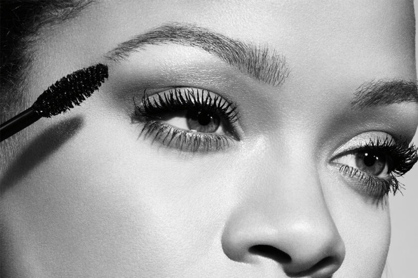 Rihanna, surpriză pentru iubitoarele de makeup