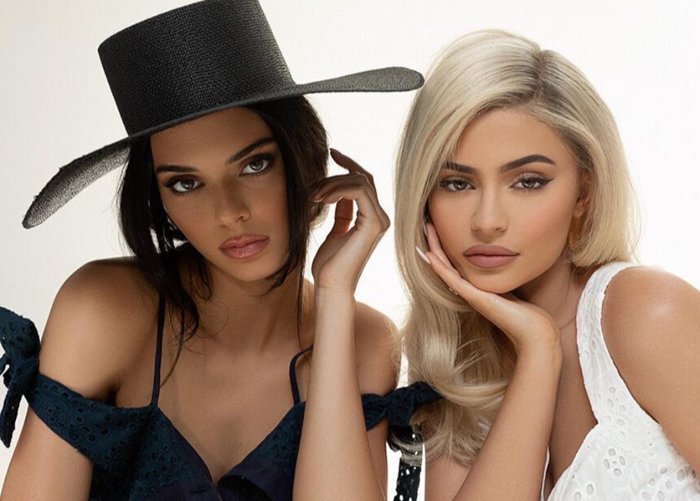 Acuzații noi pentru Kendall și Kylie Jenner. Uite ce au făcut surorile!