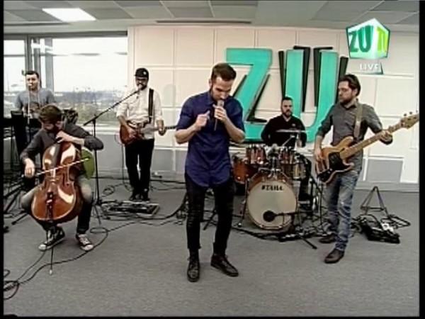 VIDEO: Randi a făcut pe toată lumea să danseze la Morning ZU. A cântat live cel mai nou single al său