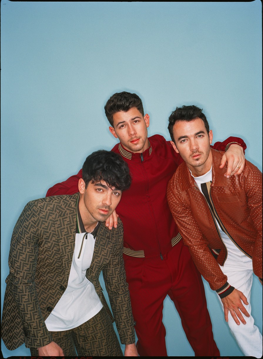 VIDEO | Băieții de la Jonas Brothers au recreat o scenă celebră din Camp Rock