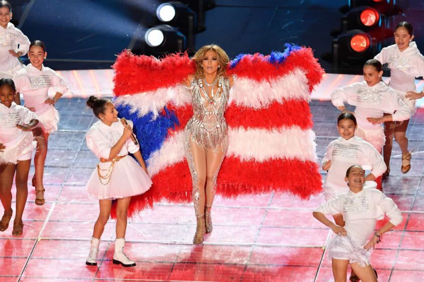 FOTO | Acestea sunt cele mai tari 31 de ținute purtate de Jennifer Lopez vreodată