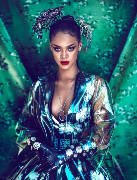 TOP 15 lucruri pe care Rihanna își cheltuie milioanele