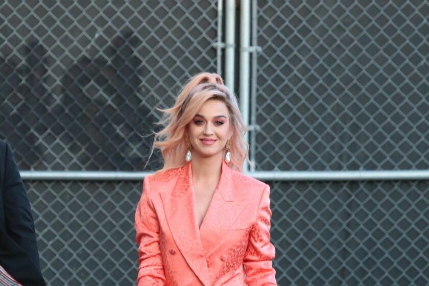 Katy Perry este însărcinată. Uite cum a ales să le spună fanilor acest lucru!