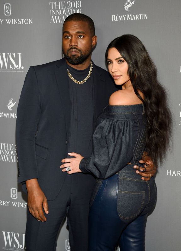 Kim este derutată de comportamentul lui Kanye. Este divorțul dintre cei doi inevitabil?