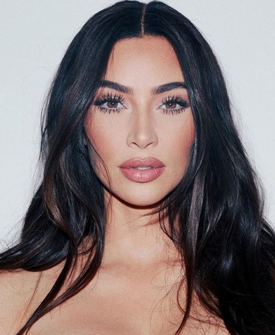 Kim Kardashian este nehotărâtă. Va divorța sau nu de Kanye West?