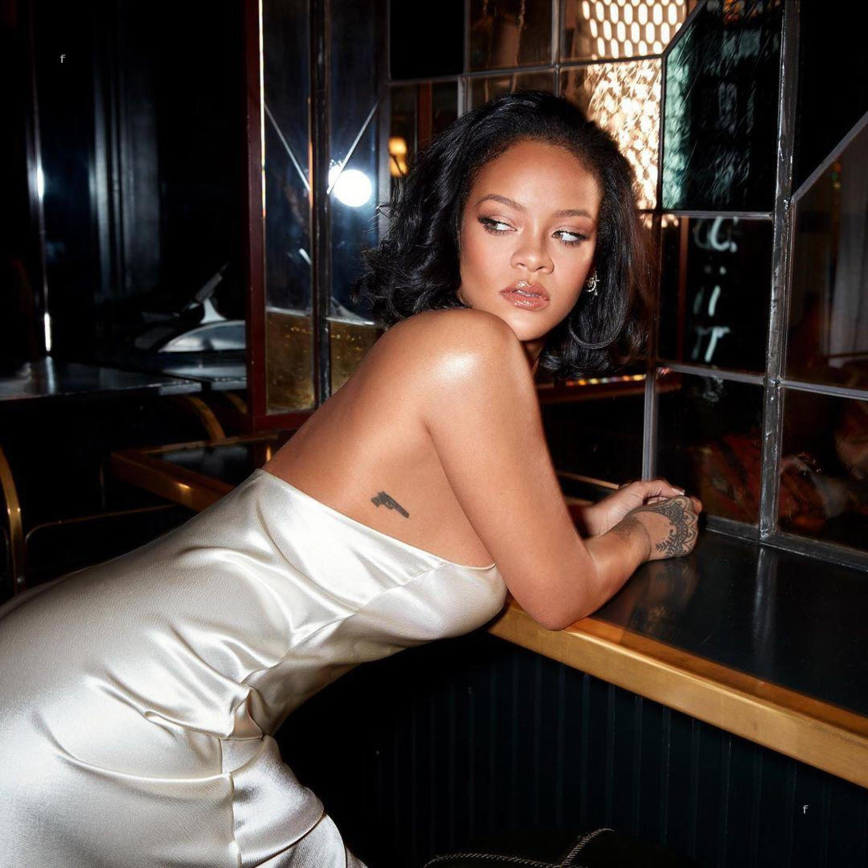 Rihanna își extinde business-ul. Ce planuri are artista?