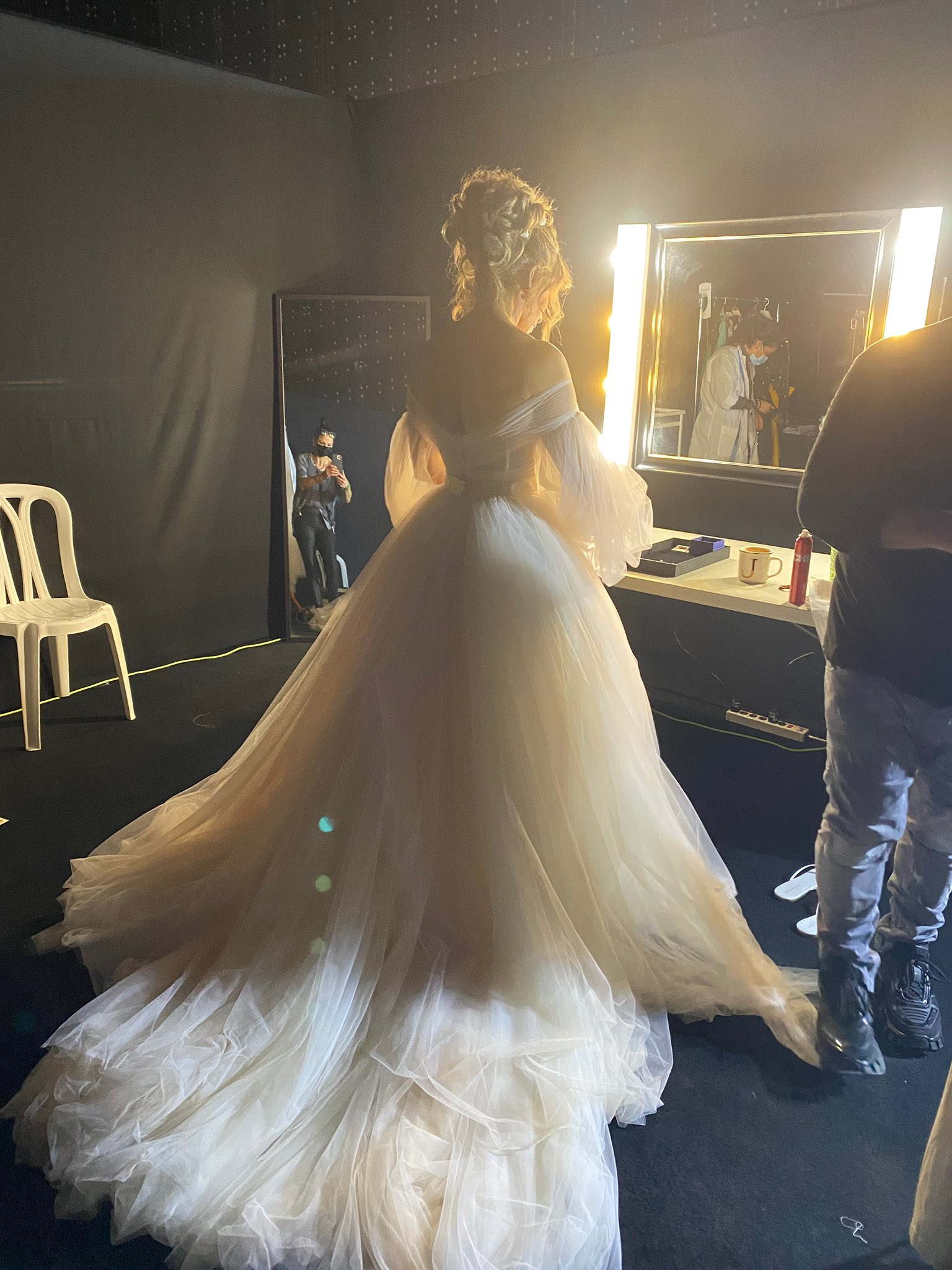 Bride to be. Jennifer Lopez, surprinsă în rochie de mireasă. Se căsătorește artista după ce a fost înșelată?