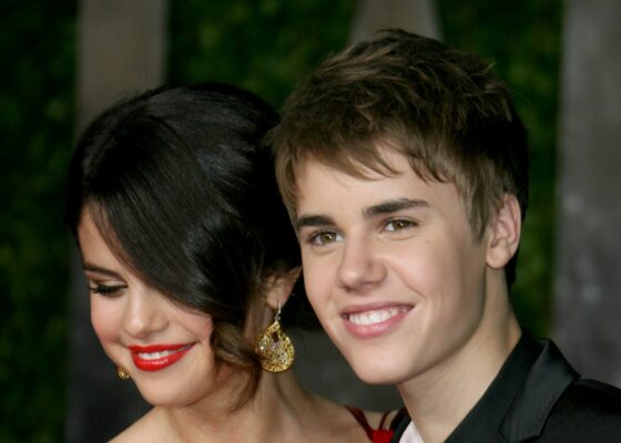 Say what?! Bieber și Selena au creat isterie pe Twitter. Vezi de la ce a pornit totul!