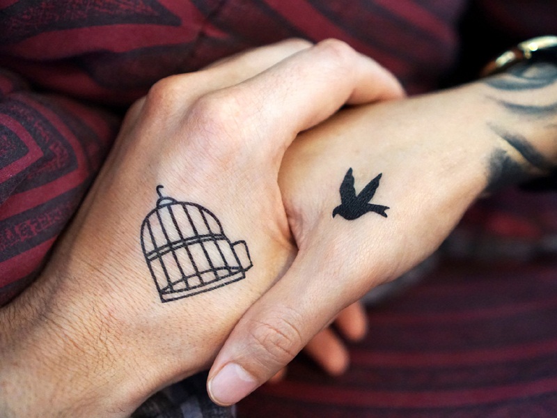 Matchy-matchy. Șapte idei de tatuaje de cuplu pe care nu le vei regreta la bătrânețe