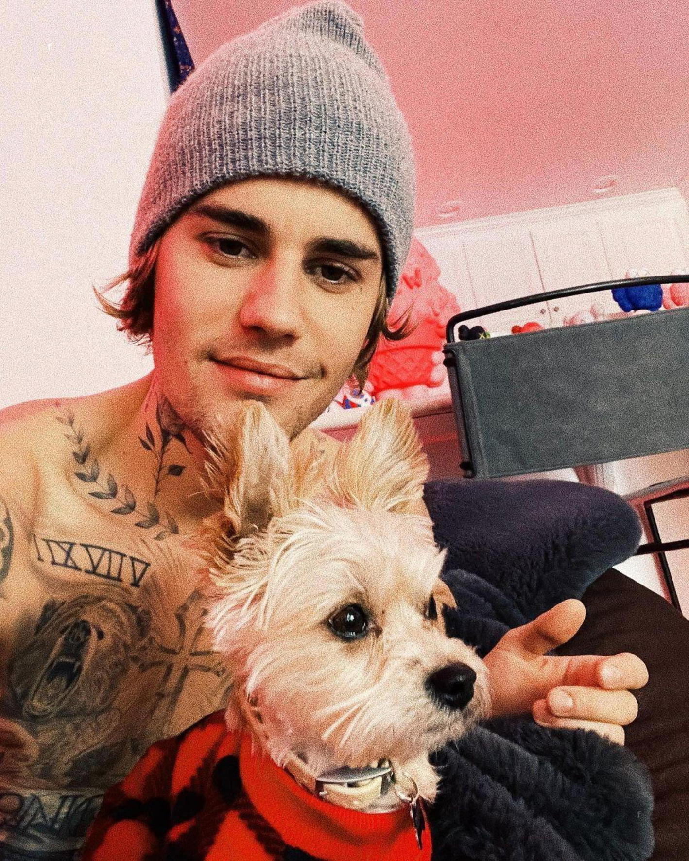 Matchy-matchy. Justin Bieber s-a asortat cu câinele lui și a cucerit internetul. Cum i-a surprins Hailey?