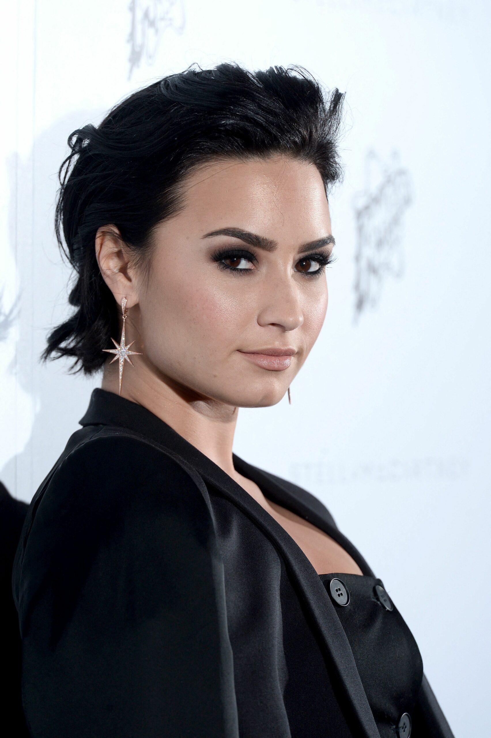 Demi Lovato, în scandal cu un celebru magazin de dulciuri. Ce a reproșat artista pe internet?
