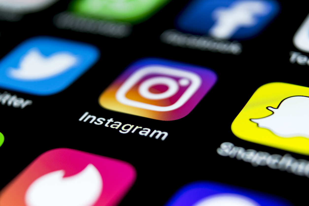Instagram introduce două opțiuni noi. Cum se schimbă formatele Stories și Live?
